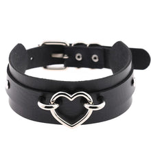 Load image into Gallery viewer, Faux leather heart choker necklace