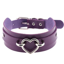 Load image into Gallery viewer, Faux leather heart choker necklace