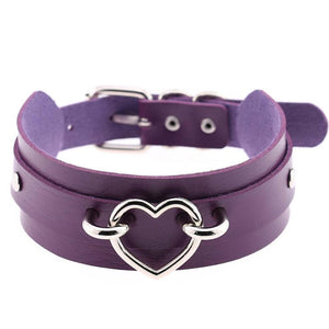 Faux leather heart choker necklace